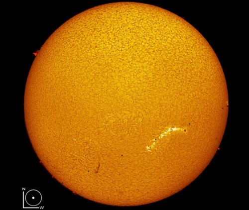 Tránsito de Mercurio frente al Sol. Simulación generada por la NASA