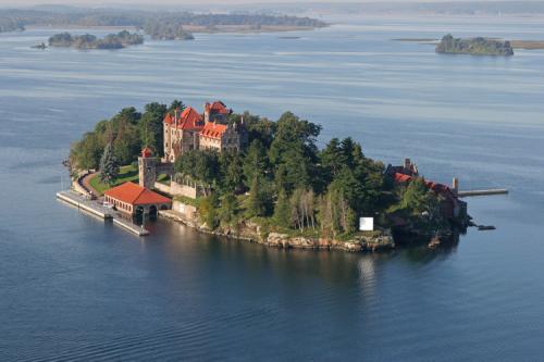 1000 islands